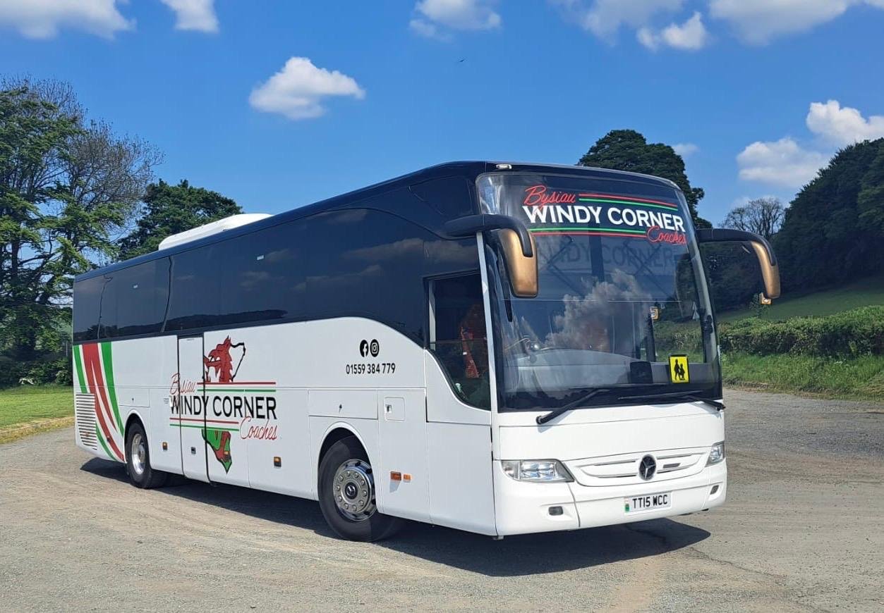 Windy Corner Coaches — 48 seater